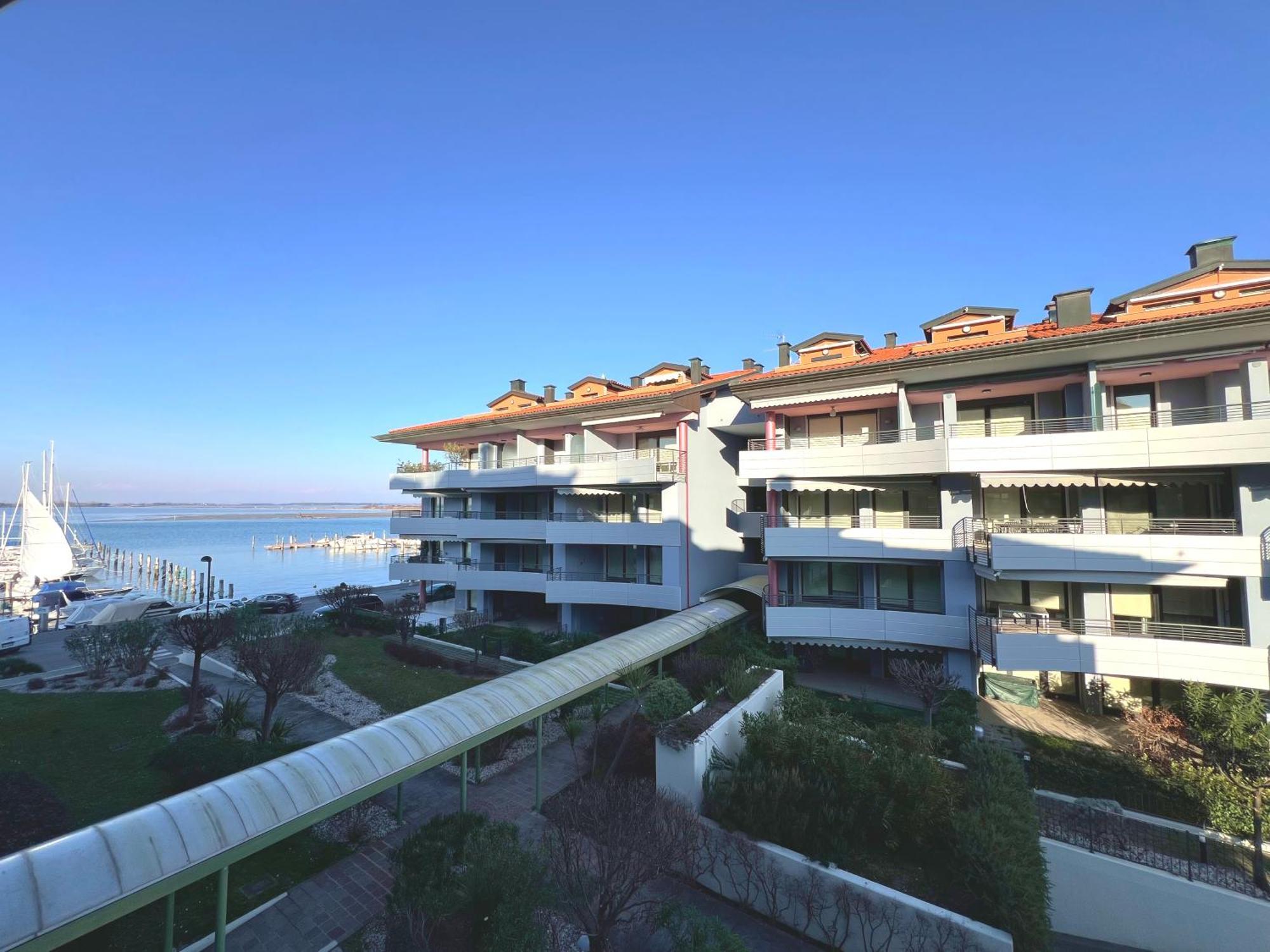 Costa Azzurra Apartment Grado Habitación foto
