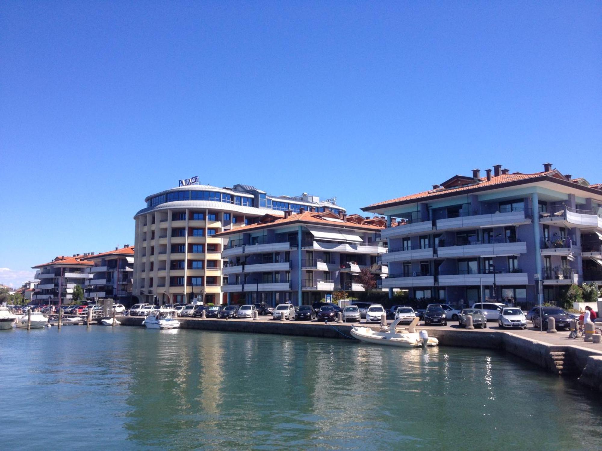 Costa Azzurra Apartment Grado Exterior foto